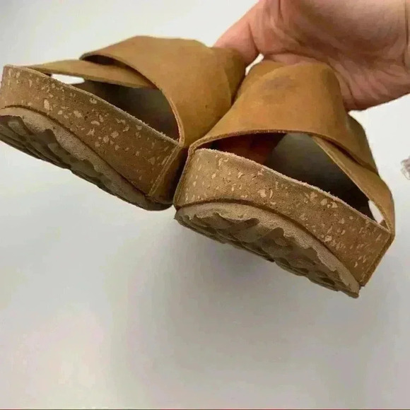 Cristina Francini sandals size 8.5 tan Italian leather chunky cork flatforms - Picture 9 of 12